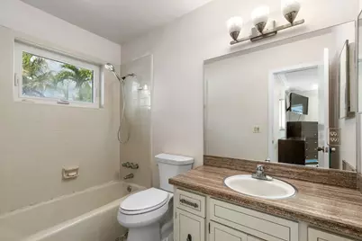 1570 SW 10th Street, Boca Raton, FL 33486 - Photo 11