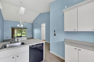 7643 SE Sugar Sand Cir, Hobe Sound, FL 33455 - Photo 9