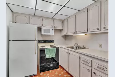 289 Fanshaw #G, Boca Raton, FL 33434 - Photo 9