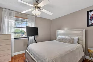 301 SW 158th Terrace, Pembroke Pines, FL 33027 - Photo 37