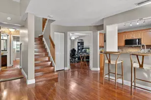 301 SW 158th Terrace, Pembroke Pines, FL 33027 - Photo 15