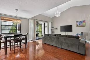 301 SW 158th Terrace, Pembroke Pines, FL 33027 - Photo 19