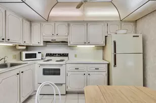 288 Fanshaw, Boca Raton, FL 33434 - Photo 9