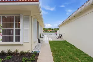 283 Kelsey Park Cir, Palm Beach Gardens, FL 33410 - Photo 57