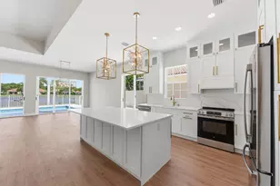 283 Kelsey Park Cir, Palm Beach Gardens, FL 33410 - Photo 9