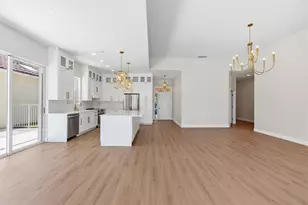 283 Kelsey Park Cir, Palm Beach Gardens, FL 33410 - Photo 7