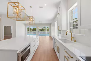 283 Kelsey Park Cir, Palm Beach Gardens, FL 33410 - Photo 9