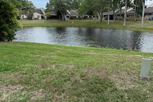 1120 W Lakes Dr, Deerfield Beach, FL 33442 - Photo 25
