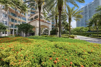 19900 E Country Club Drive #1101, Aventura, FL 33180 - Photo 47