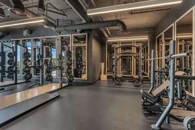 20 NE 11th Street, Miami, FL 33132 - Photo 17