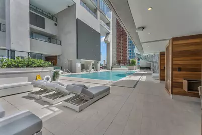 20 NE 11th Street #3205, Miami, FL 33132 - Photo 17