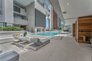 20 NE 11th St, Miami, FL 33132 - Photo 13