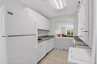 13984 Via #B, Delray Beach, FL 33484 - Photo 5