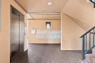 9350 Sunrise Lakes Blvd, Sunrise, FL 33322 - Photo 25