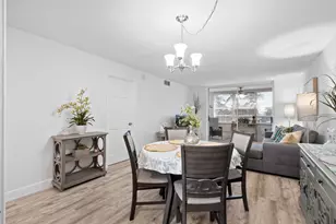 9350 Sunrise Lakes Blvd, Sunrise, FL 33322 - Photo 3