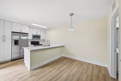 8337 N Coral Circle, North Lauderdale, FL 33068 - Photo 7