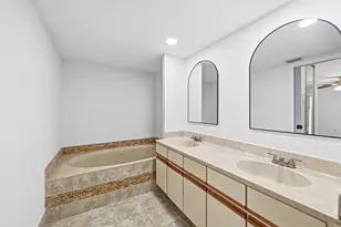 8337 N Coral Cir, North Lauderdale, FL 33068 - Photo 19