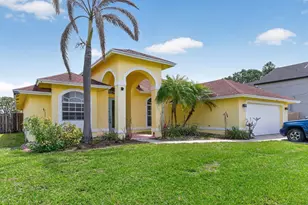 5785 NW Dublin Dr, Port Saint Lucie, FL 34986 - Photo 1