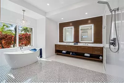 2941 Lake Drive, Singer Island, FL 33404 - Photo 11