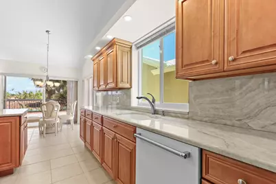 327 Ridge Road, Jupiter, FL 33477 - Photo 11