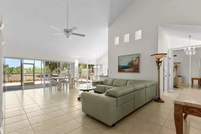 327 Ridge Road, Jupiter, FL 33477 - Photo 3