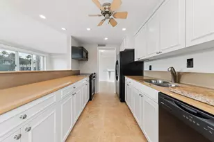 180 Isle Of Venice Dr, Fort Lauderdale, FL 33301 - Photo 9