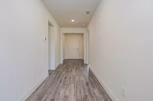 5637 Hampton Park Cir, Vero Beach, FL 32966 - Photo 5
