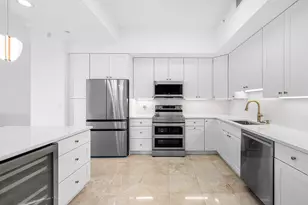 550 SE Mizner Blvd, Boca Raton, FL 33432 - Photo 9