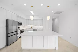 550 SE Mizner Blvd, Boca Raton, FL 33432 - Photo 7