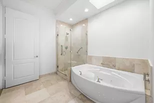 550 SE Mizner Blvd, Boca Raton, FL 33432 - Photo 17