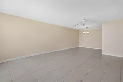 111 N Pompano Beach Boulevard #1507, Pompano Beach, FL 33062 - Photo 5