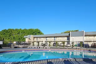 8000 S Colony Cir, Tamarac, FL 33321 - Photo 19