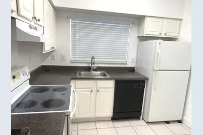 2331 NW 96th Terrace #17m, Pembroke Pines, FL 33024 - Photo 7