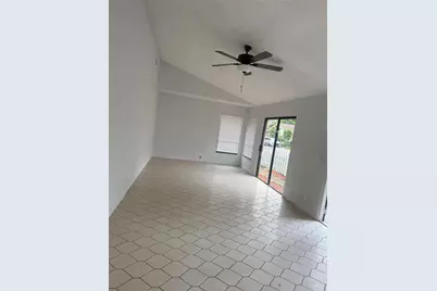 7427 SW 13th Street, North Lauderdale, FL 33068 - Photo 15