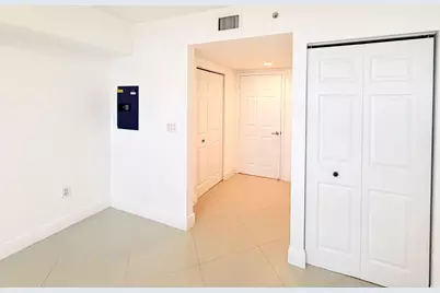 3232 Coral Way #1601, Miami, FL 33145 - Photo 5