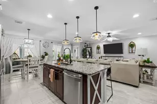 2064 SW Monterrey Ln, Port Saint Lucie, FL 34953 - Photo 13