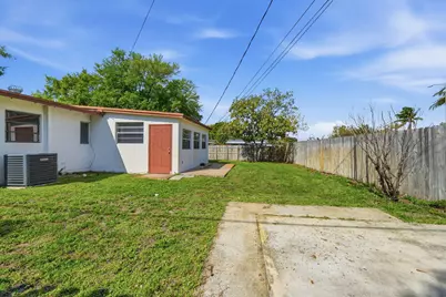 1531 NW 41st Court, Oakland Park, FL 33309 - Photo 25