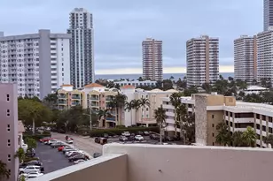 401 Golden Isles Dr, Hallandale Beach, FL 33009 - Photo 23