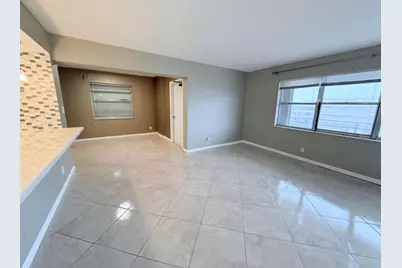 401 Golden Isles Drive, Hallandale Beach, FL 33009 - Photo 11