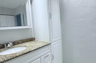 401 Golden Isles Dr, Hallandale Beach, FL 33009 - Photo 19