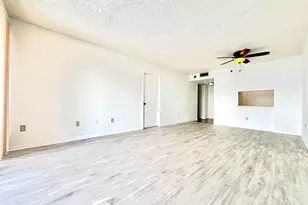 1470 NE 123rd St, North Miami, FL 33161 - Photo 9