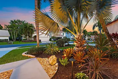 463 Woodview Circle, Palm Beach Gardens, FL 33418 - Photo 7