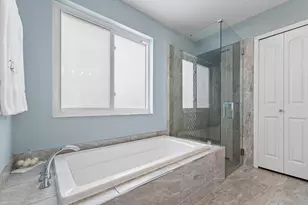 463 Woodview Cir, Palm Beach Gardens, FL 33418 - Photo 27