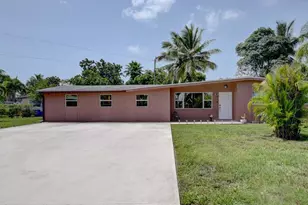 612 Hibiscus Dr, Royal Palm Beach, FL 33411 - Photo 1