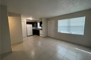 5174 NE 6th Ave, Oakland Park, FL 33334 - Photo 3