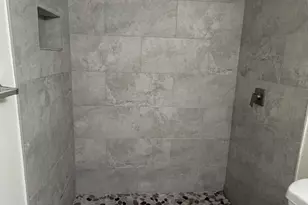 5174 NE 6th Ave, Oakland Park, FL 33334 - Photo 7