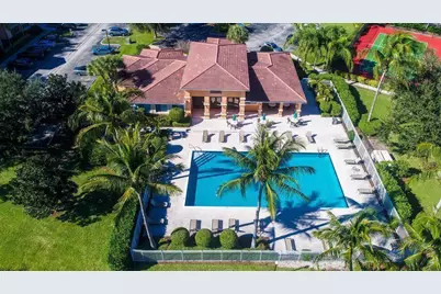 121 SW Palm Drive #104, Port Saint Lucie, FL 34986 - Photo 1