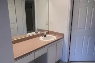 121 SW Palm Dr, Port Saint Lucie, FL 34986 - Photo 17