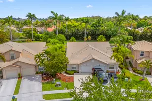 10633 Pelican Dr, Wellington, FL 33414 - Photo 29