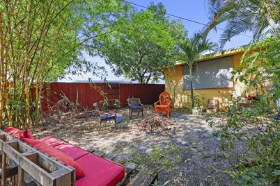 112 San Juan Drive, Palm Springs, FL 33461 - Photo 45